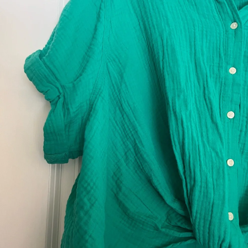 NWT Universal Thread Green Tie Front Button Shirt, Size XXL - Picture 4 of 10
